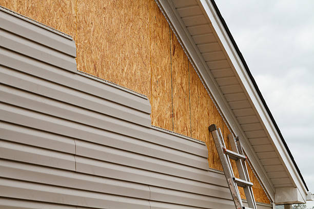 Professional Fiber Cement Siding technician working in Addison, PA